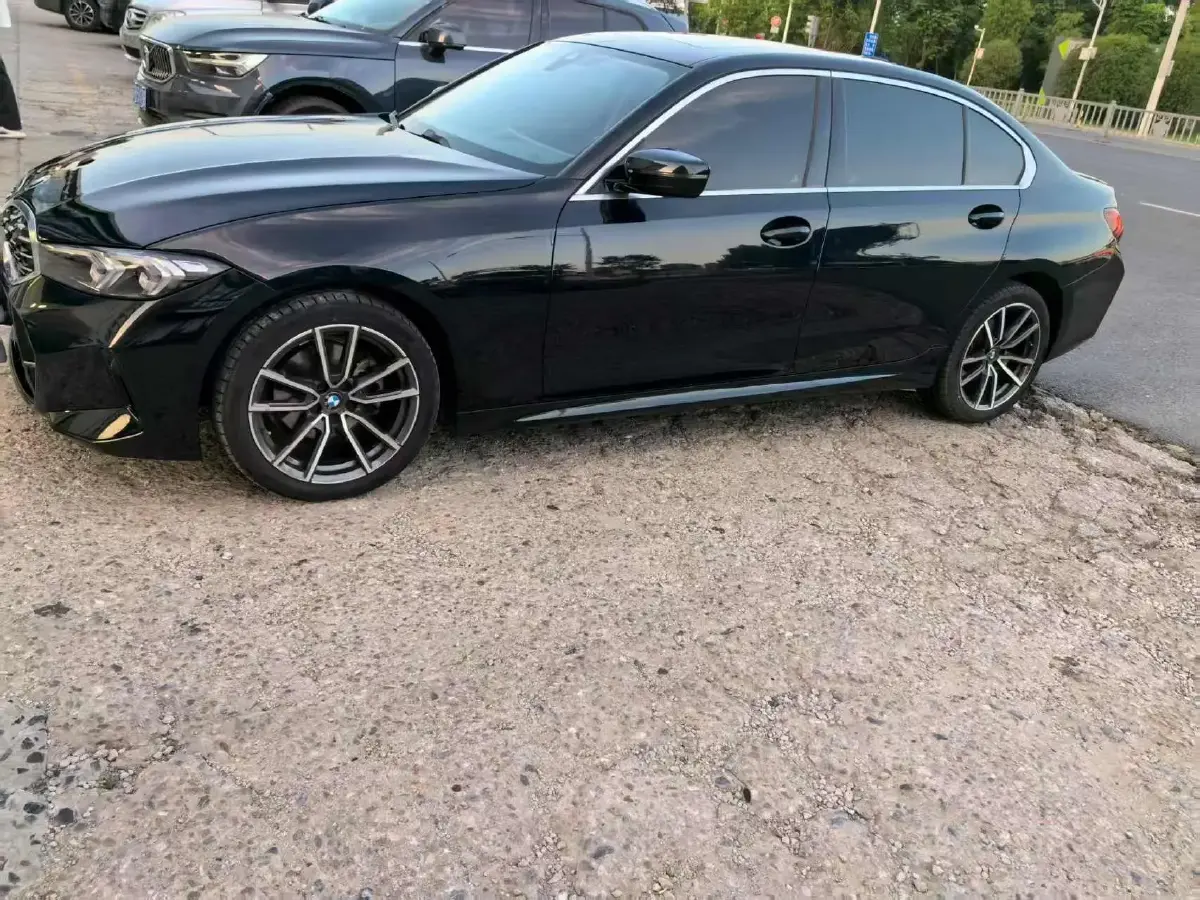 2023 BMW 3 Series 2.0T 184HP L4 8AT