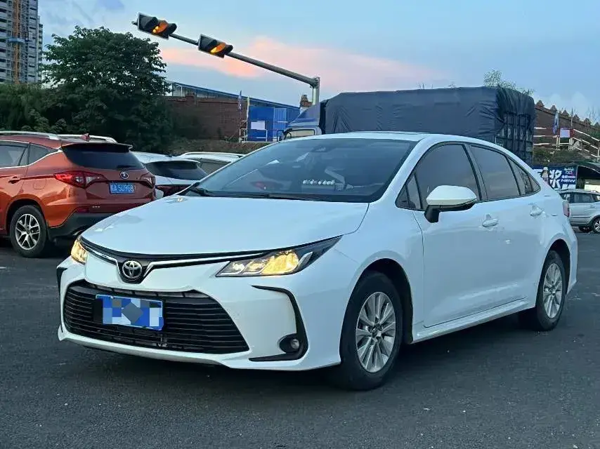 2019 Toyota Corolla 1.2T 116HP L4 CVT