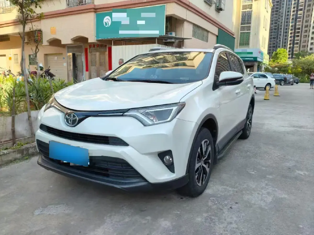 2019 Toyota RAV4 2.0L 151HP L4 CVT