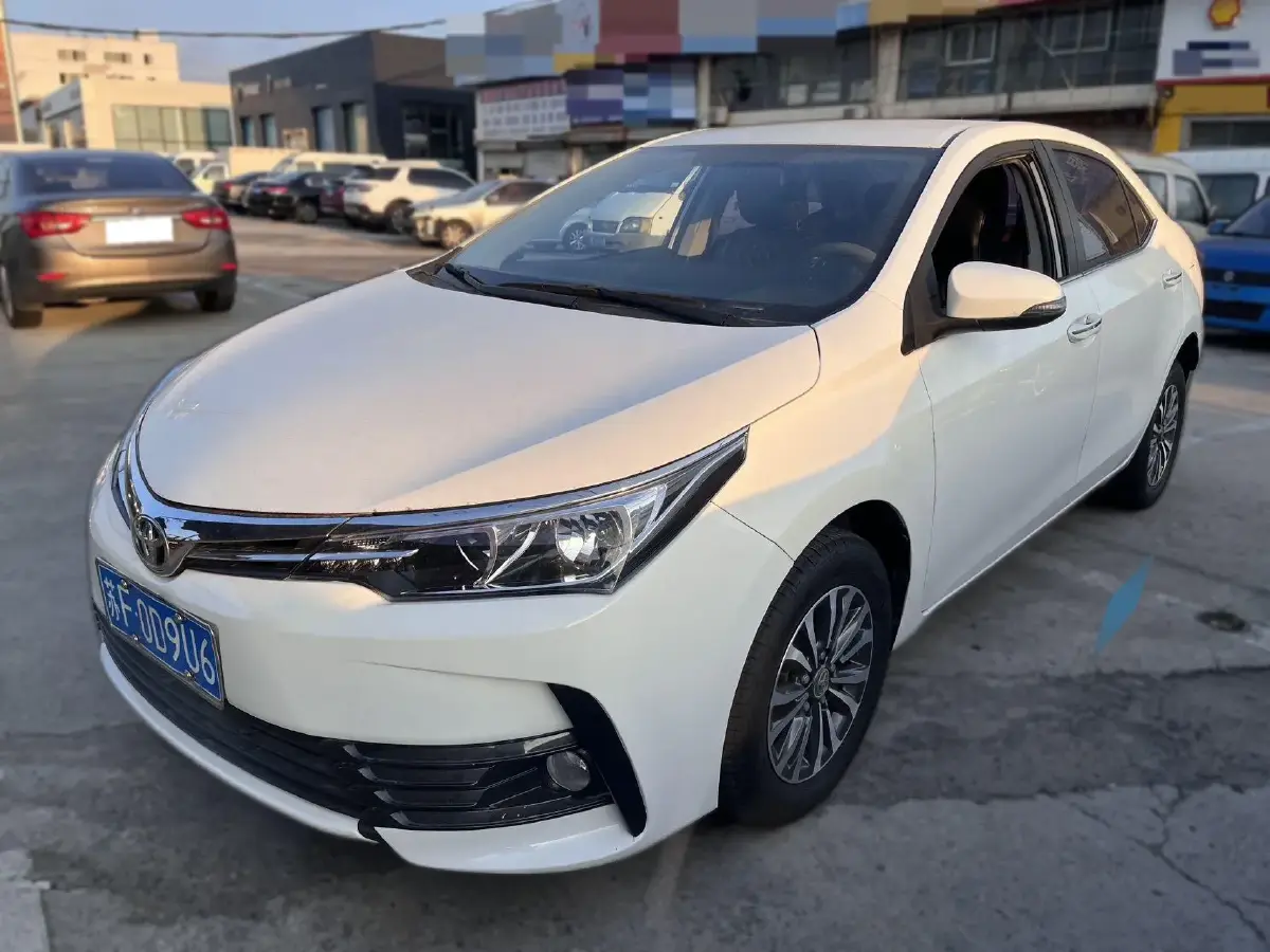2018 Toyota Corolla 1.2T 116HP L4 CVT
