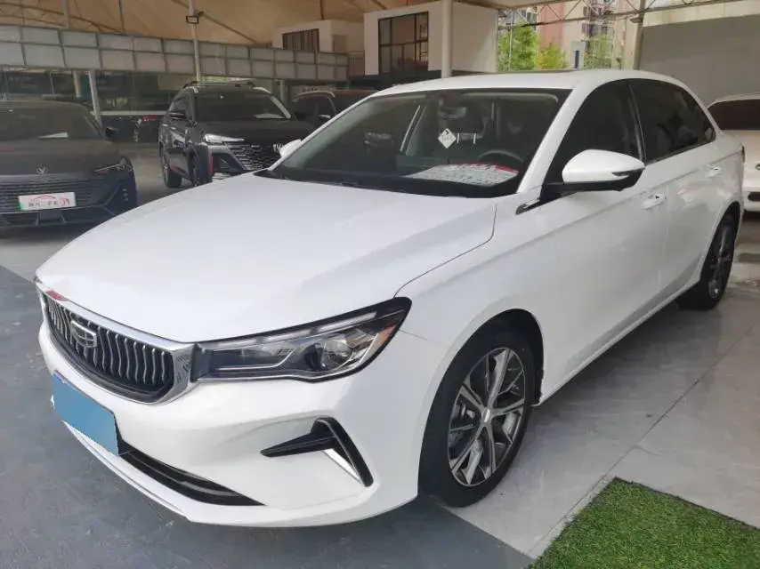 2023 Geely Emgrand 1.5L 127HP L4 CVT