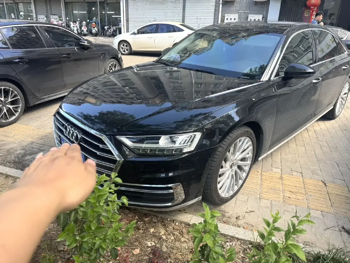 2021 Audi A8 3.0T 286HP V6 8AT