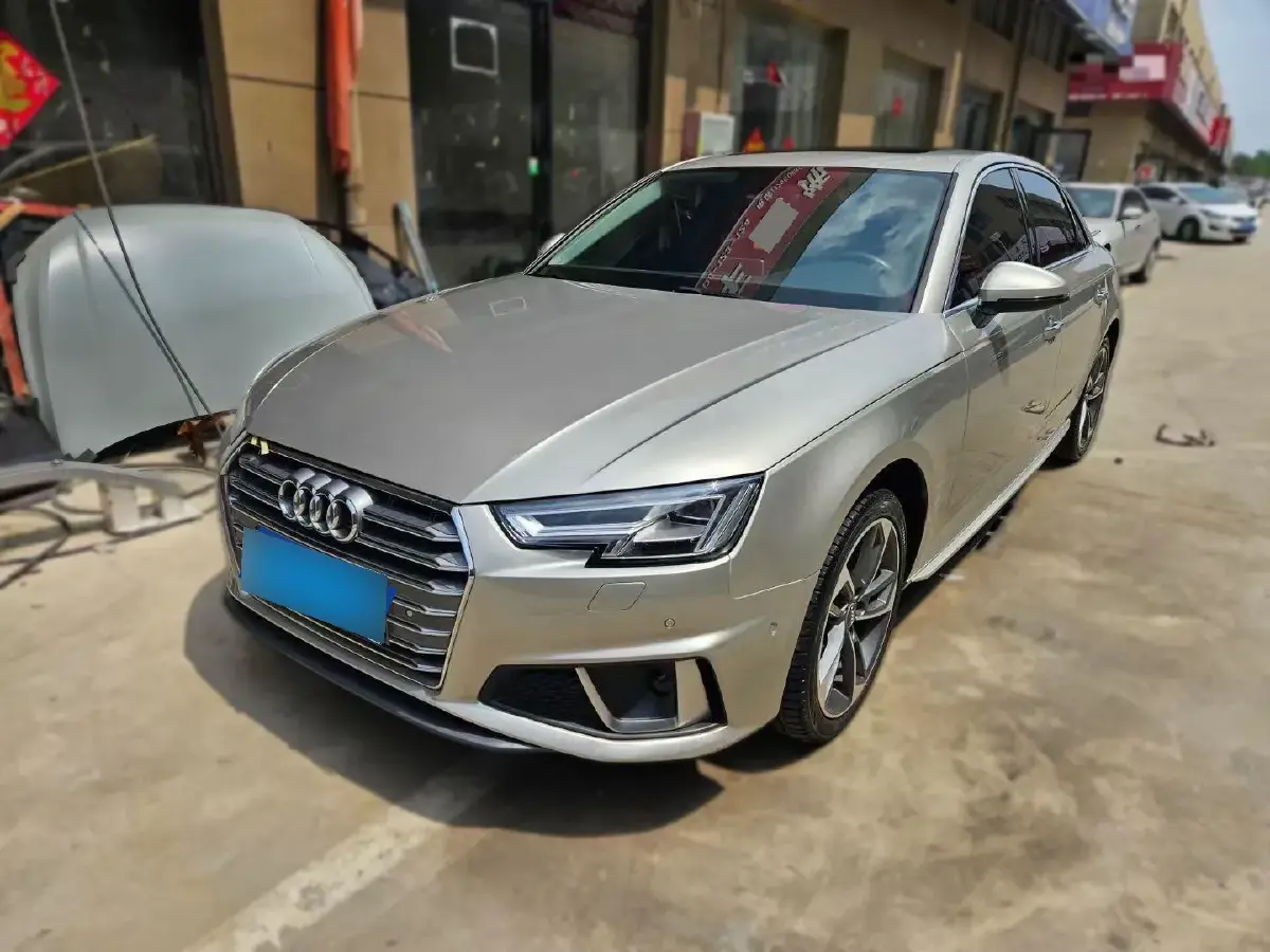 2019 Audi A4L 2.0T 190HP L4 7DCT