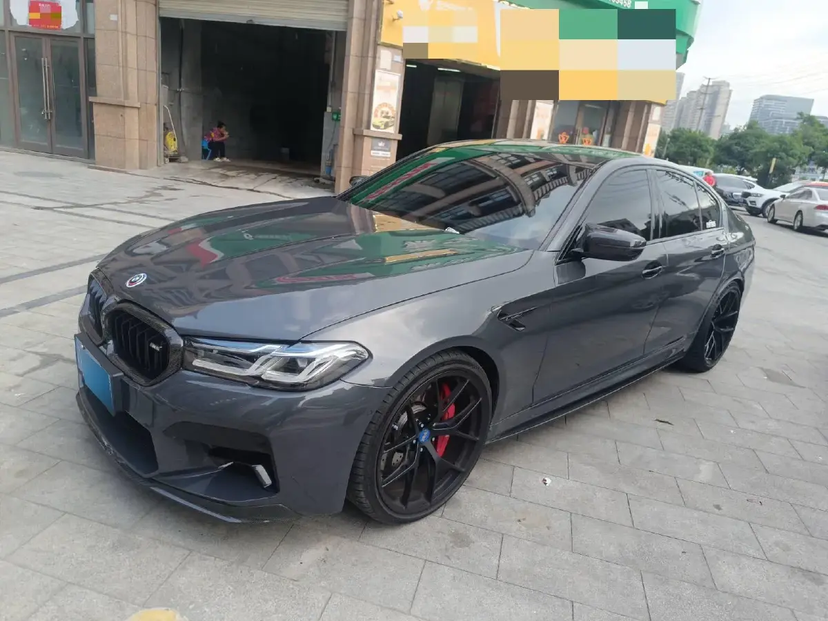 2021 BMW M5 4.4T 600HP V8 8AT
