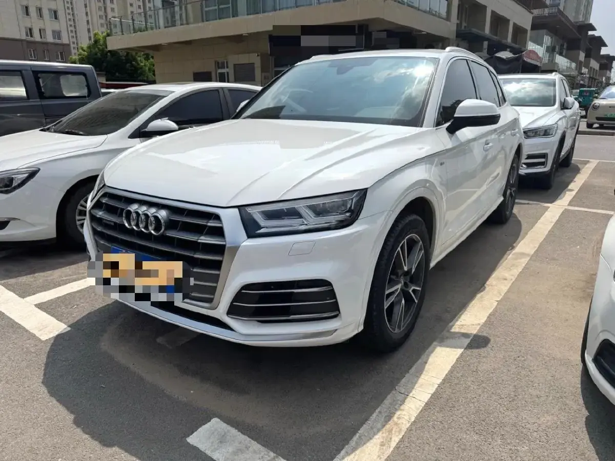 2020 Audi Q5L 2.0T 190HP L4 7DCT