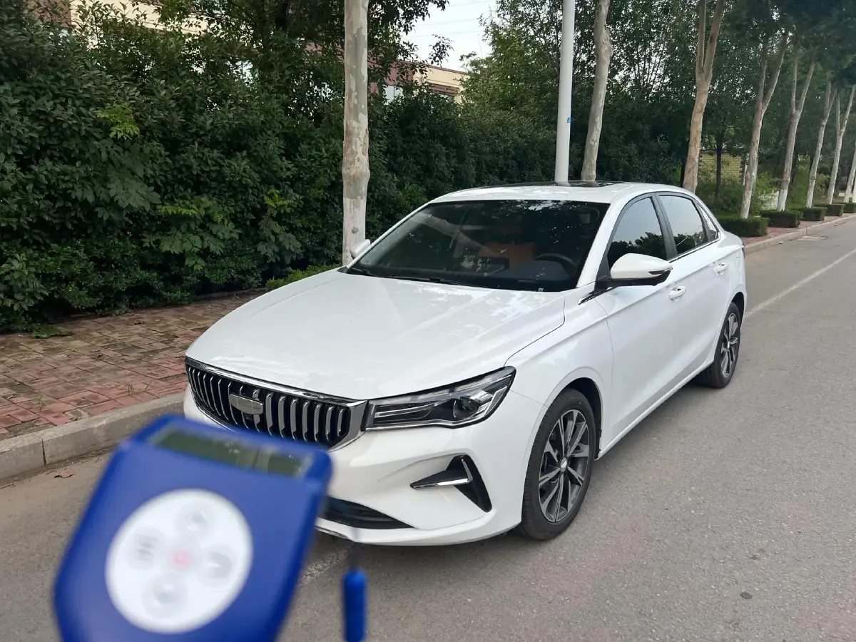 2025 Geely Emgrand 1.5L 127HP L4 CVT