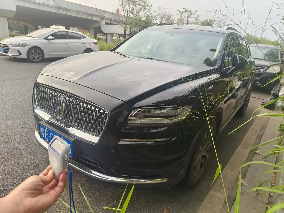 2021 Lincoln Nautilus 2.0T 245HP L4 8AT