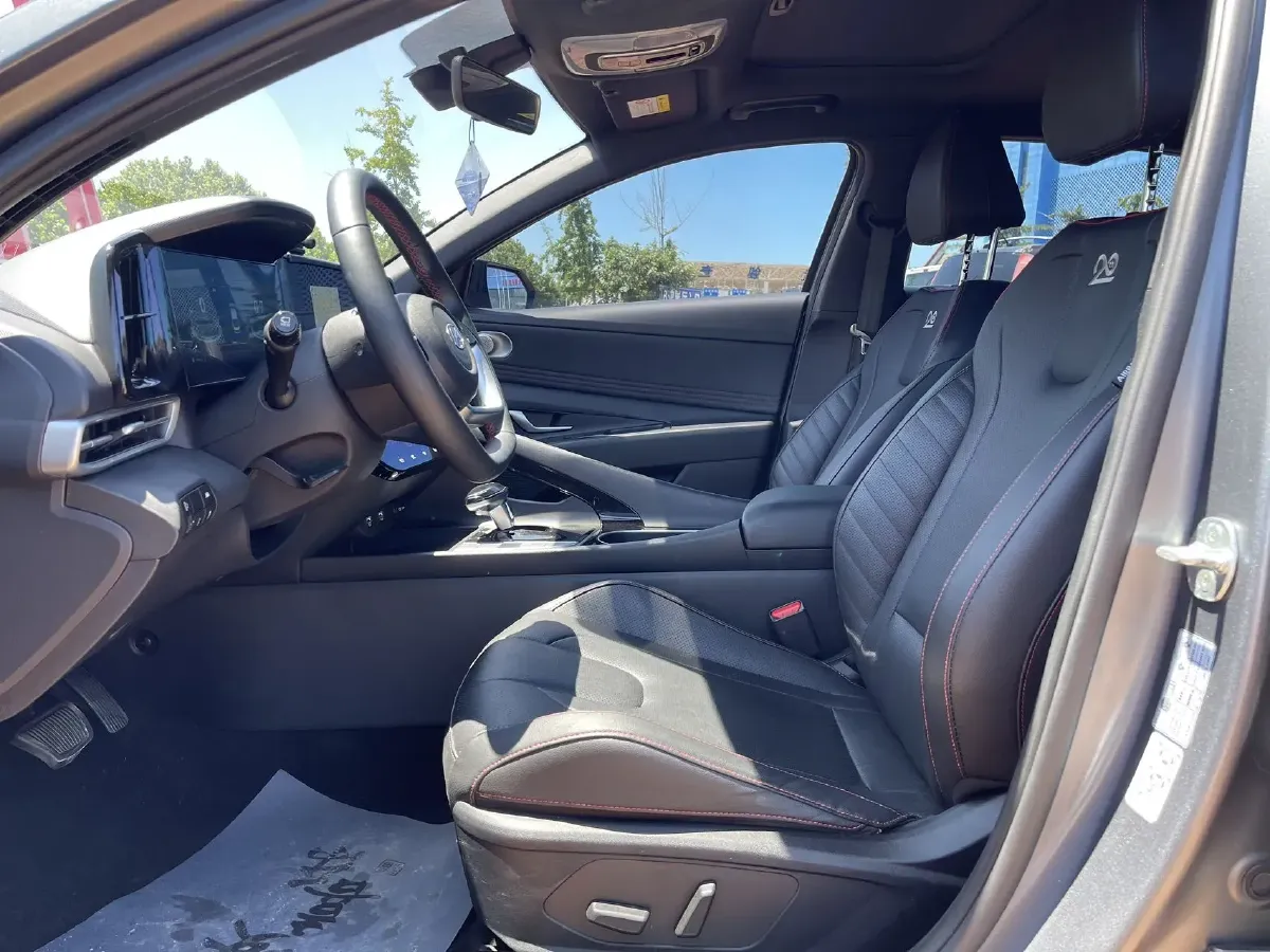 2022 Hyundai Elantra 1.5L 115HP L4 CVT,autocango,china used car exporter,china ev exporter,chinese used car exporter,chinese used ev exporter