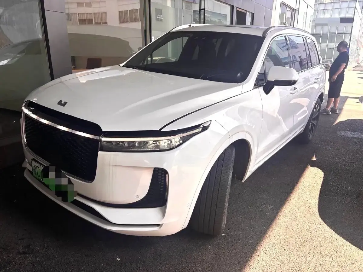 2020 Li ONE Range Extended 131HP REEV 40.5KWH