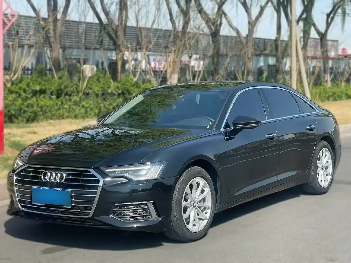 2020 Audi A6L 2.0T 190HP L4 7DCT