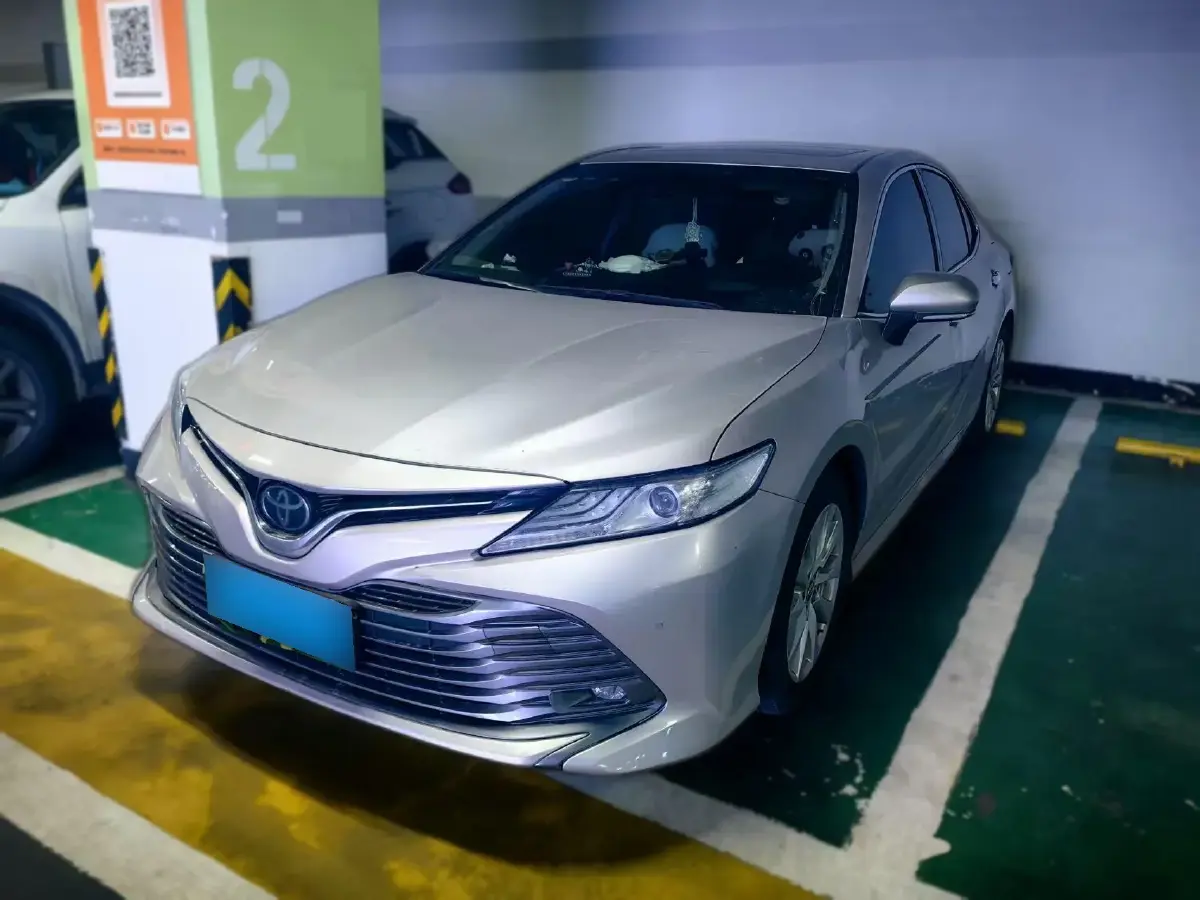 2018 Toyota Camry 2.0L 169HP L4 6AT