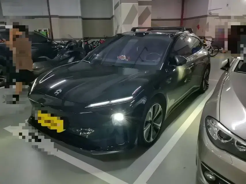 2024 NIO ET5T BEV 75KWH