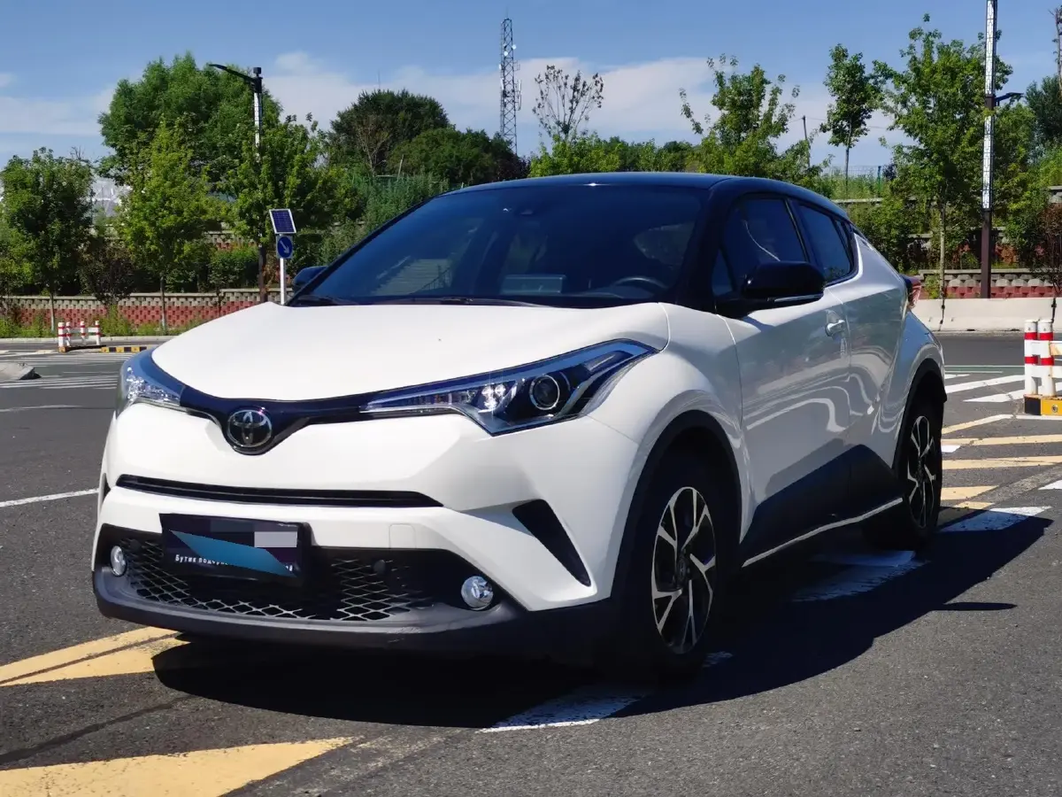 2020 Toyota C-HR 2.0L 171HP L4 CVT