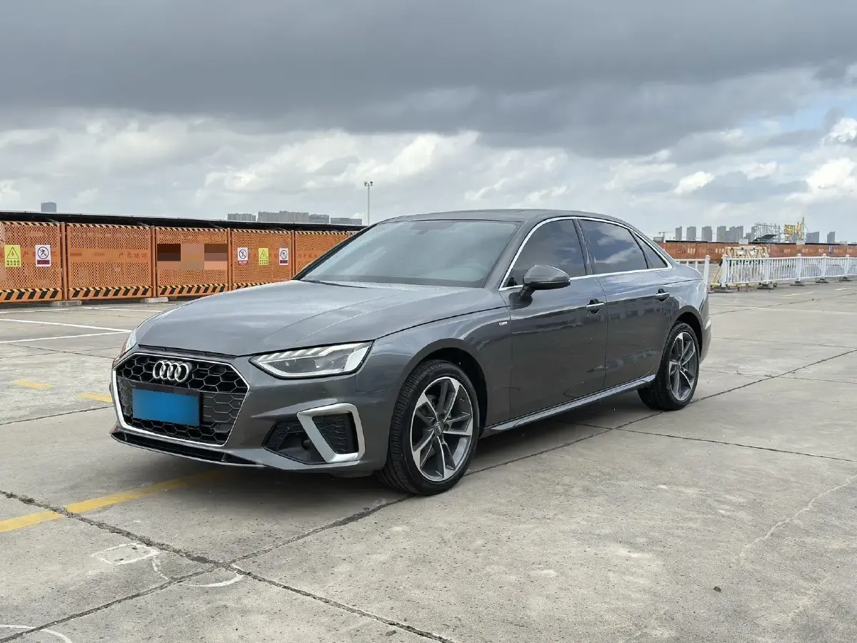 2020 Audi A4L 2.0T 150HP L4 7DCT