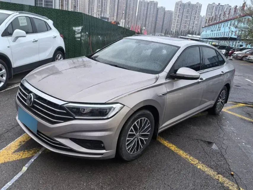 2019 Volkswagen Sagitar 1.2T 116HP L4 5MT