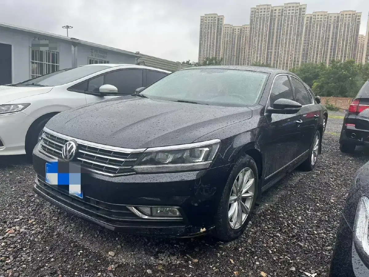 2017 Volkswagen Passat 1.8T 180HP L4 7DCT