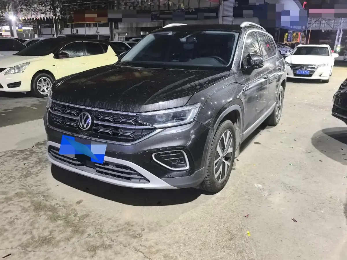 2023 Volkswagen Tayron 2.0T 186HP L4 7DCT