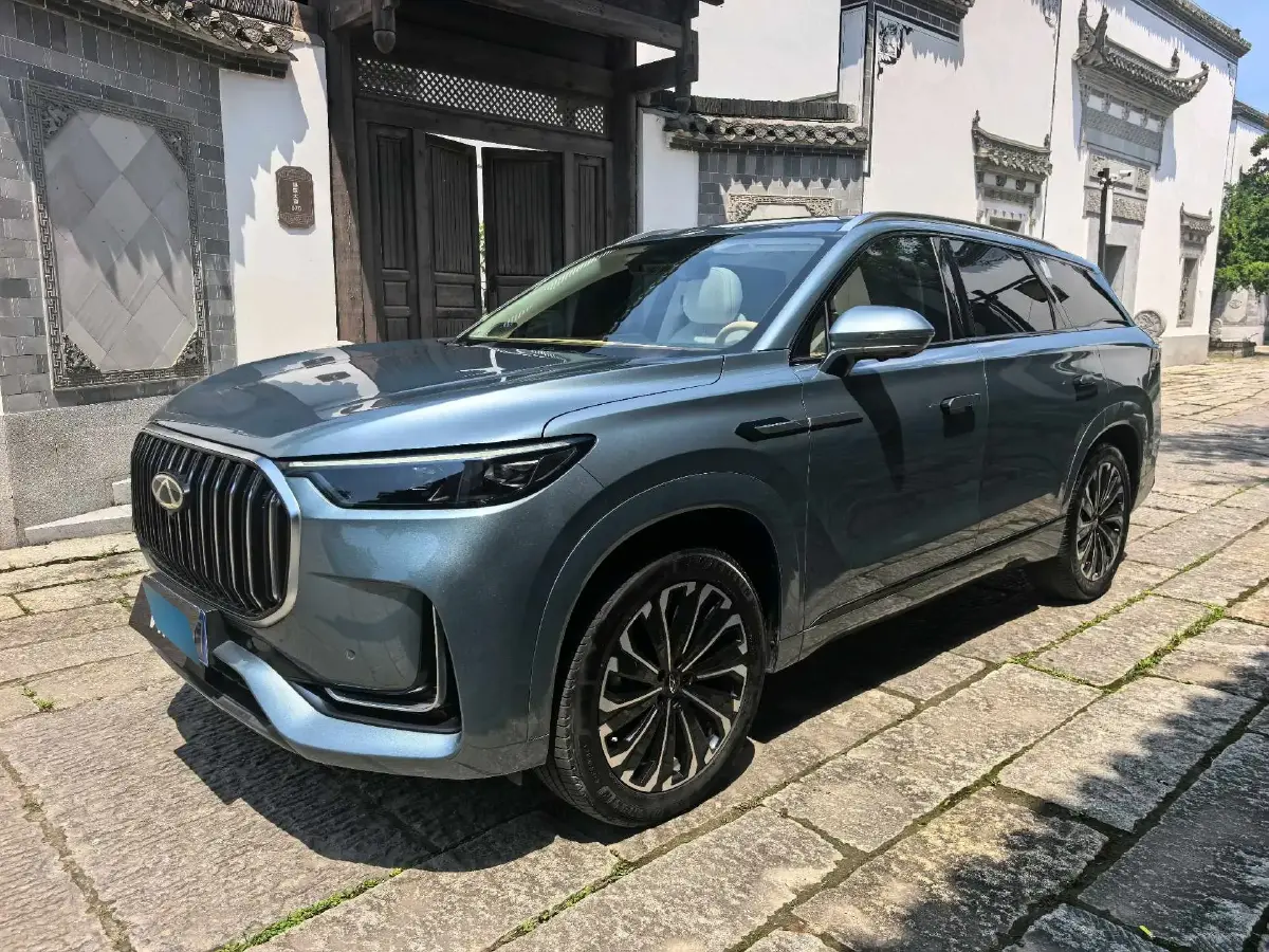 2023 Chery Tiggo 9 2.0T 261HP L4 8AT