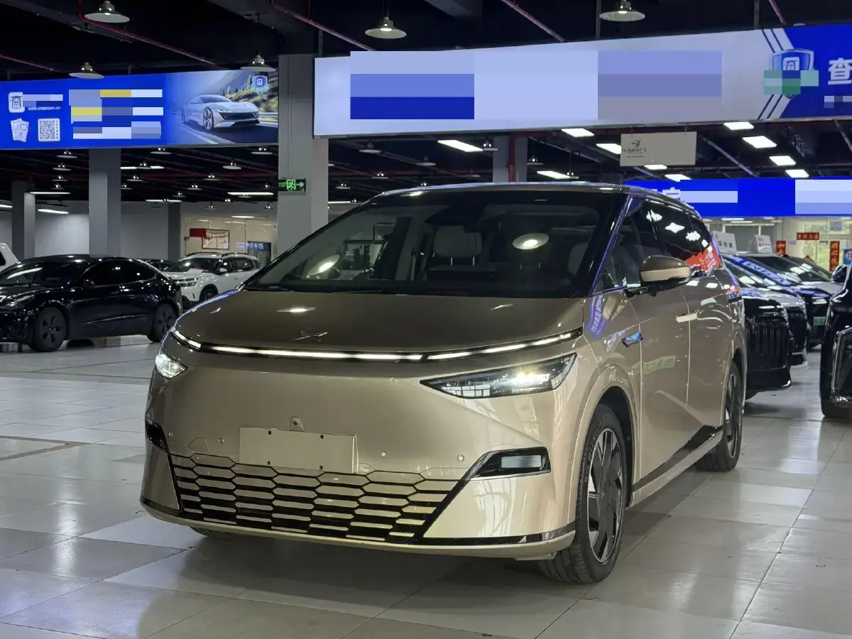 2024 Xpeng X9 BEV 101.5KWH