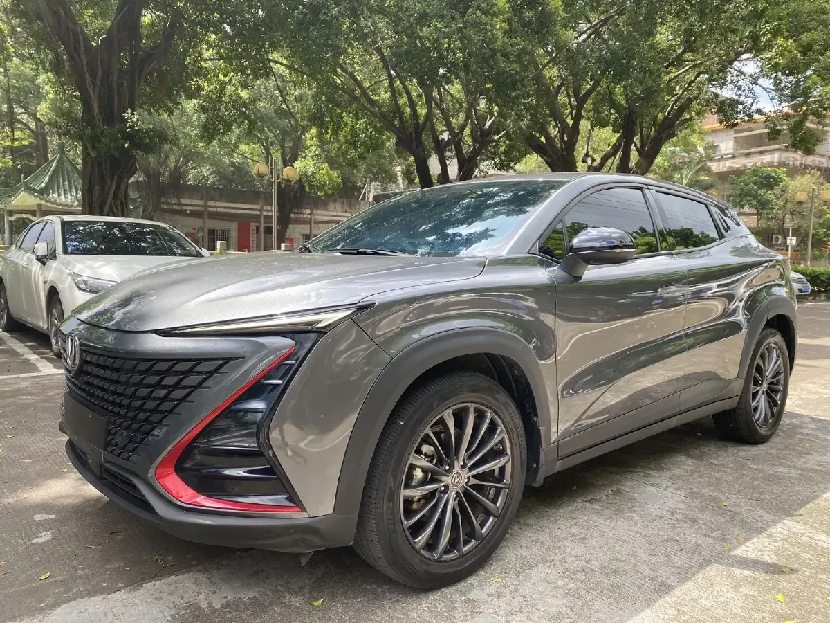 2021 ChangAn UNI-K 2.0T 233HP L4 8AT