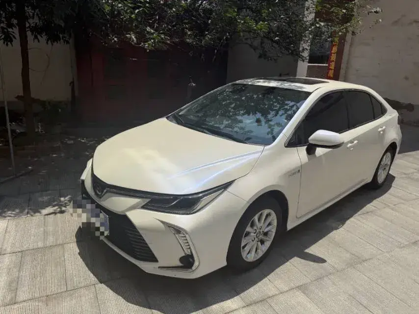 2021 Toyota Corolla 1.8L 98HP L4 E-CVT Hybrid