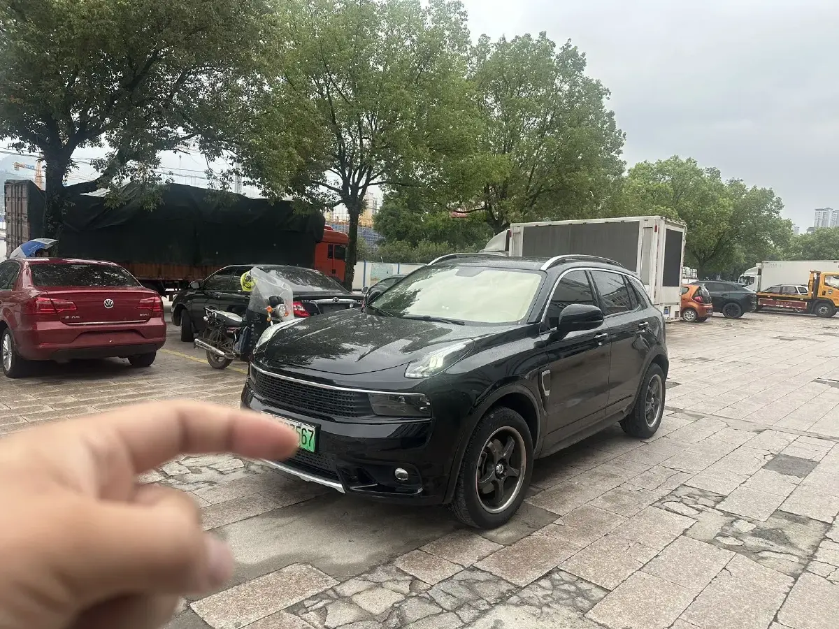 2018 LYNK&CO 01 EM-P 1.5T 180HP L3 7DCT PHEV 9.4KWH