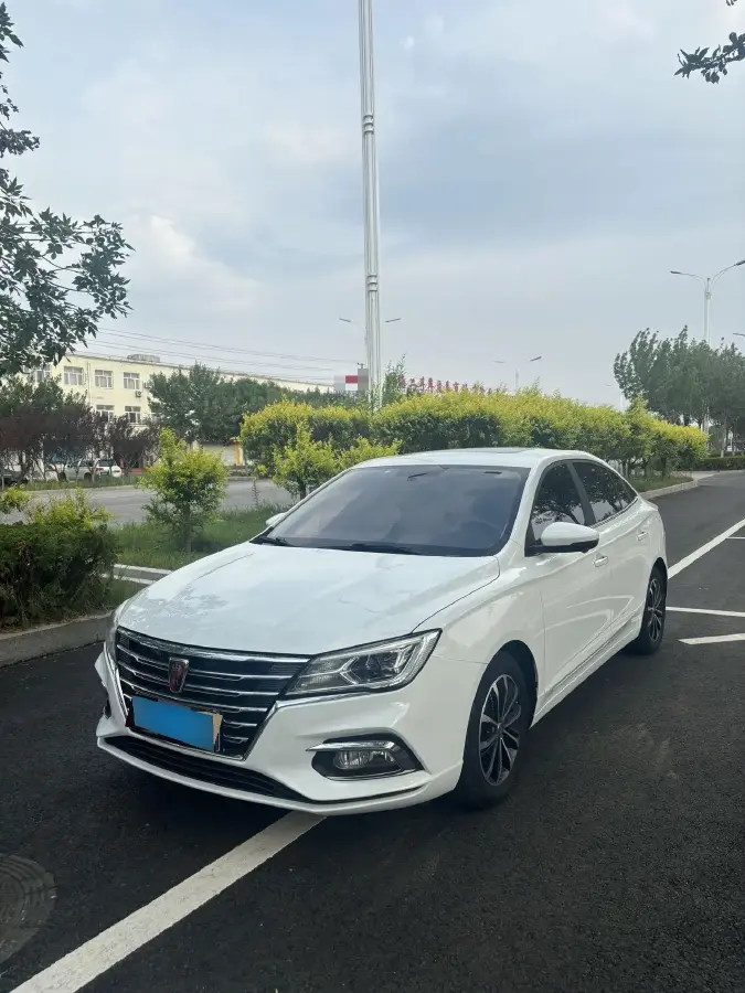 2020 Roewe i5 1.5L 120HP L4 CVT