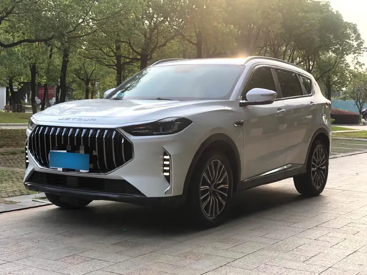 2023 Jetour X70 Plus 1.5T 156HP L4 6MT