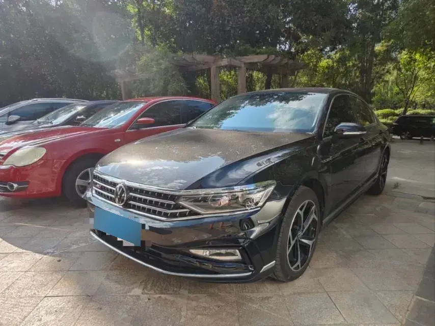 2023 Volkswagen Magotan 2.0T 220HP L4 7DCT