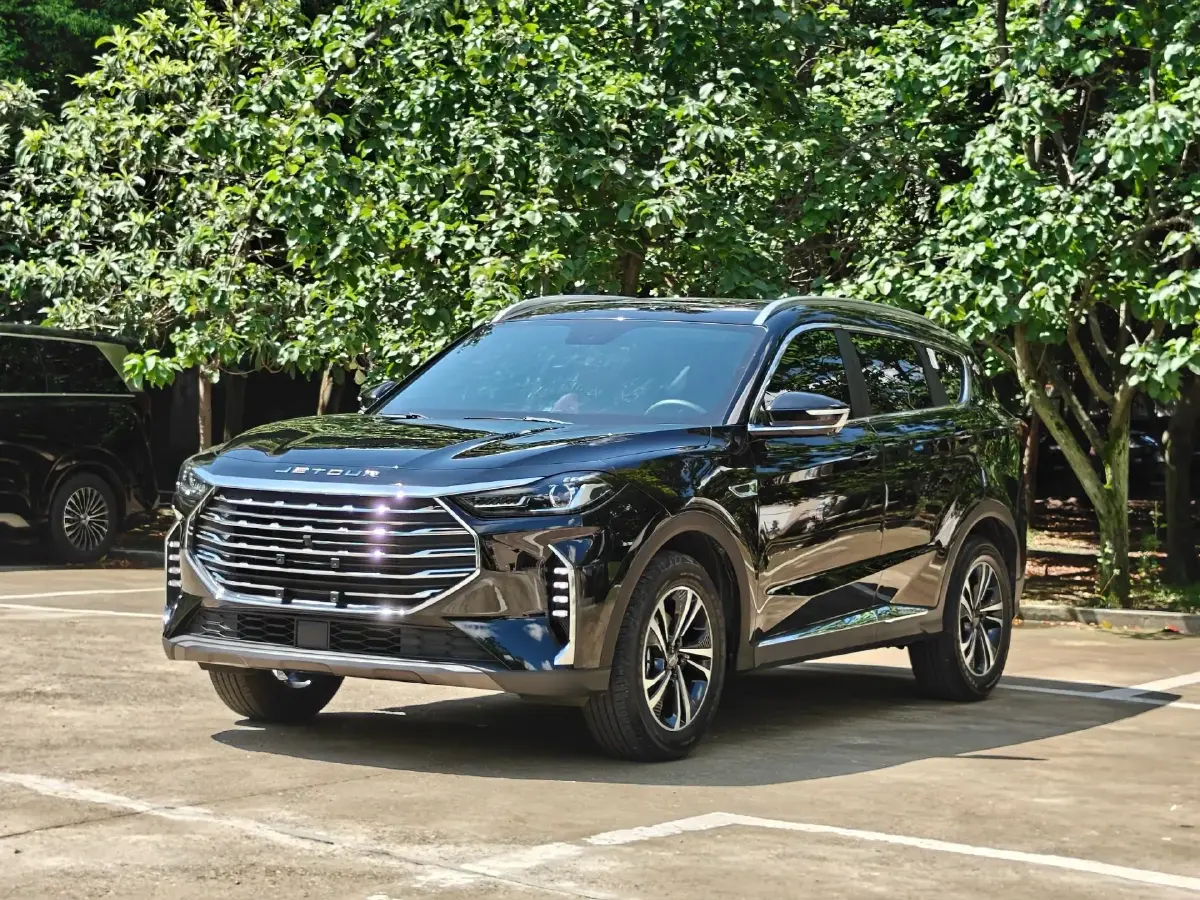 2022 Jetour X70 Plus 1.5T 156HP L4 CVT