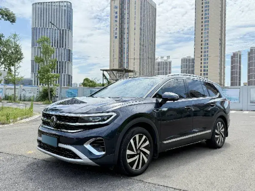 2021 Volkswagen Talagon 2.0T 220HP L4 7DCT