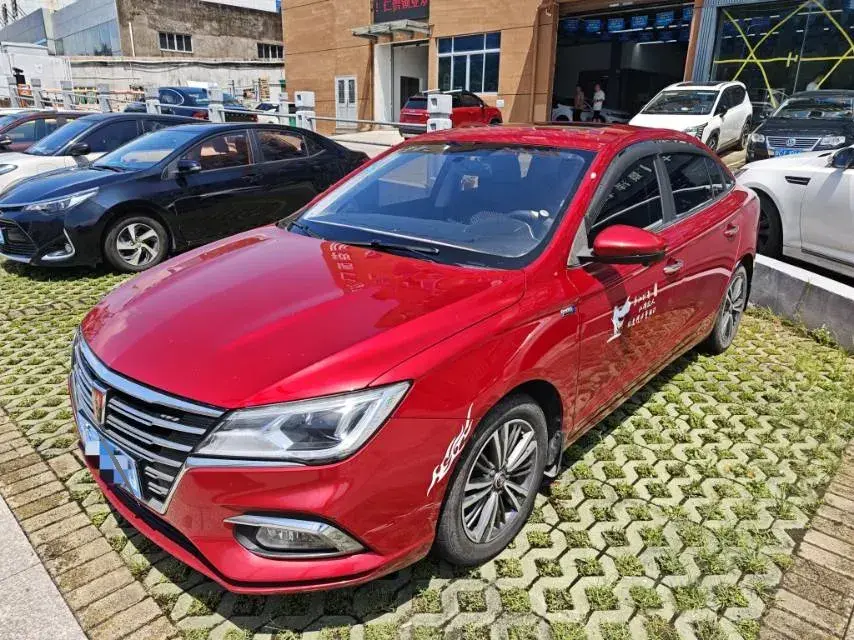 2019 Roewe i5 1.5L 120HP L4 CVT