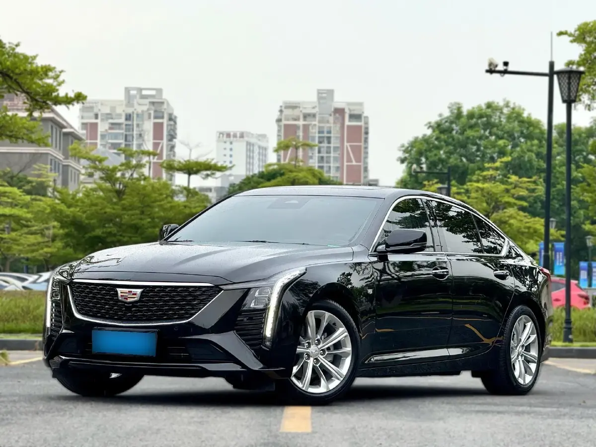 2024 Cadillac CT5 2.0T 237HP L4 10AT