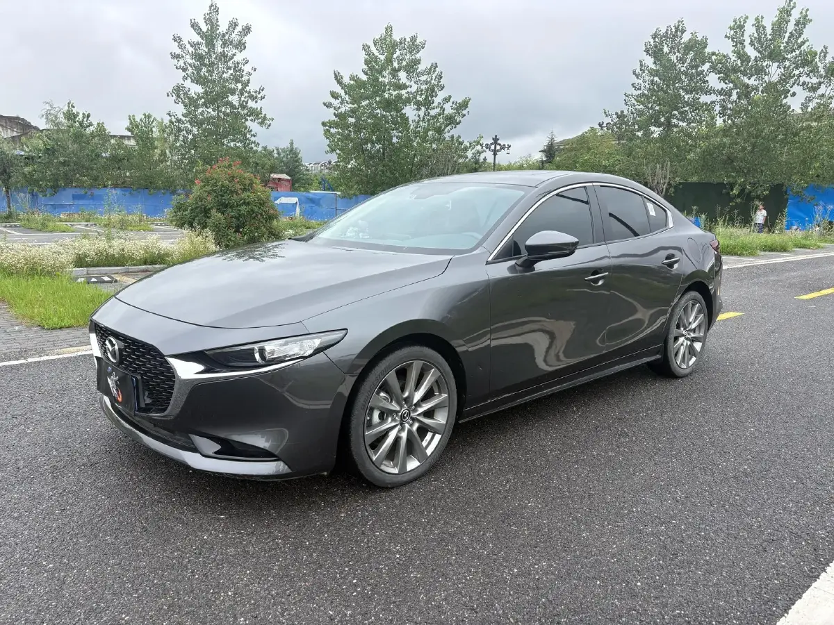 2021 Mazda 3 Axela 2.0L 158HP L4 6AT