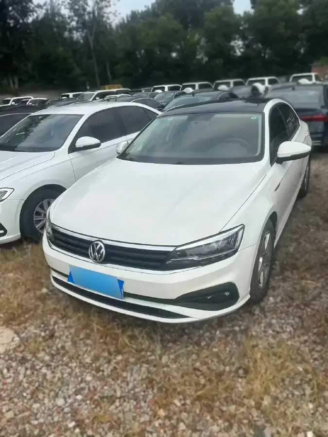 2021 Volkswagen Lamando 1.4T 131HP L4 7DCT
