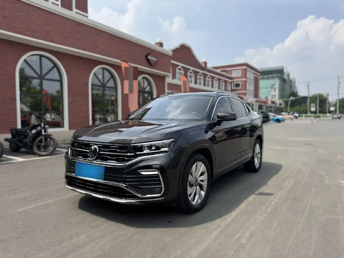 2020 Volkswagen Tayron X 2.0T 186HP L4 7DCT