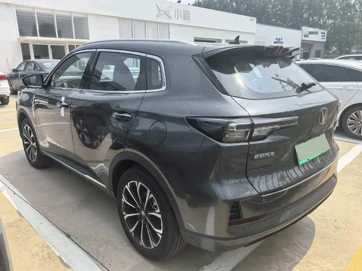 2025 ChangAn CS55PLUS PHEV 1.5L 98HP L4 E-CVT PHEV,autocango,china used car exporter,china ev exporter,chinese used car exporter,chinese used ev exporter