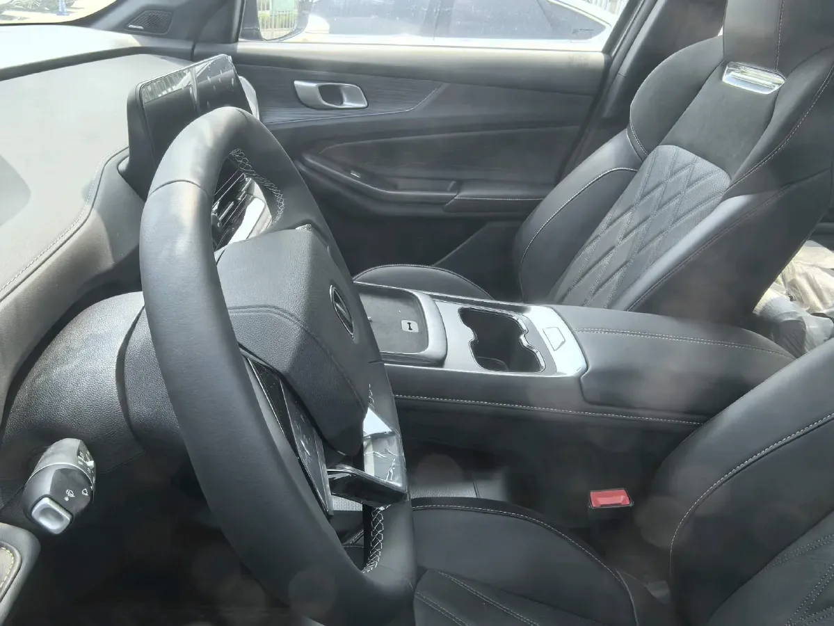 2025 ChangAn CS55PLUS PHEV 1.5L 98HP L4 E-CVT PHEV,autocango,china used car exporter,china ev exporter,chinese used car exporter,chinese used ev exporter