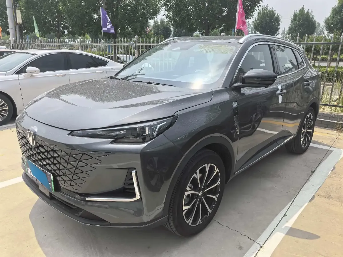 2025 ChangAn CS55PLUS PHEV 1.5L 98HP L4 E-CVT PHEV,autocango,china used car exporter,china ev exporter,chinese used car exporter,chinese used ev exporter