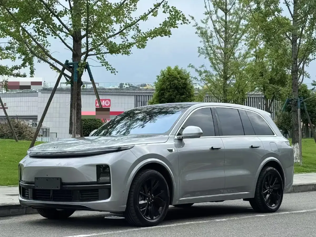 2023 Li L8 Range Extended 154HP REEV 40.9KWH