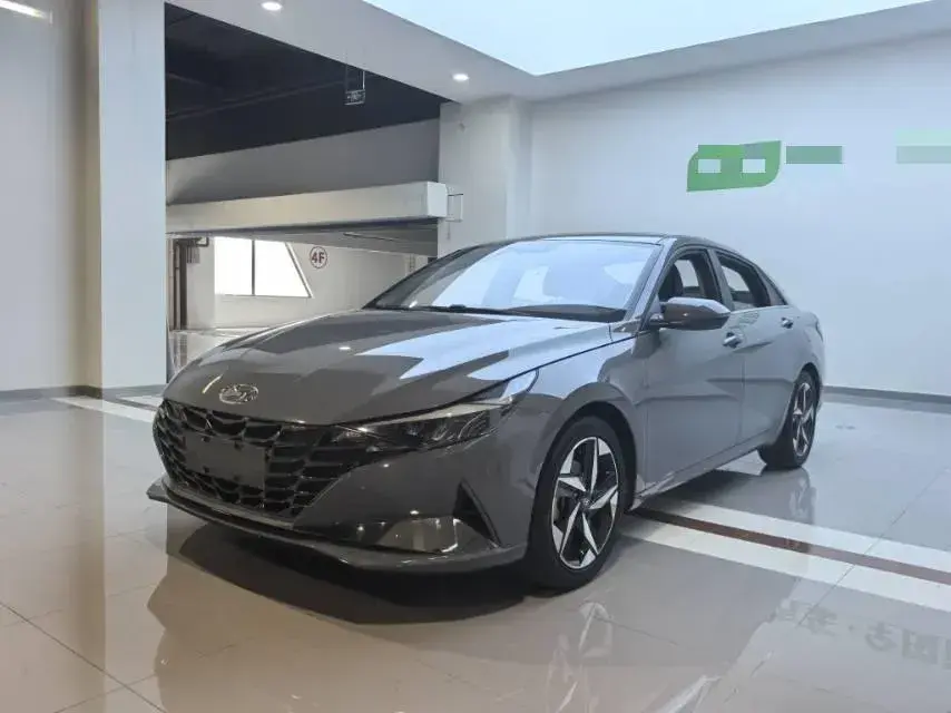 2021 Hyundai Elantra 1.5L 115HP L4 CVT