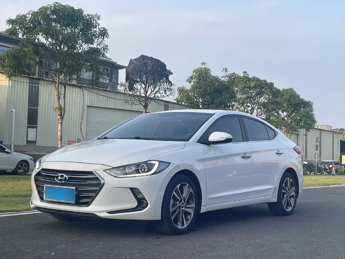 2016 Hyundai Elantra 1.6L 130HP L4 6AT
