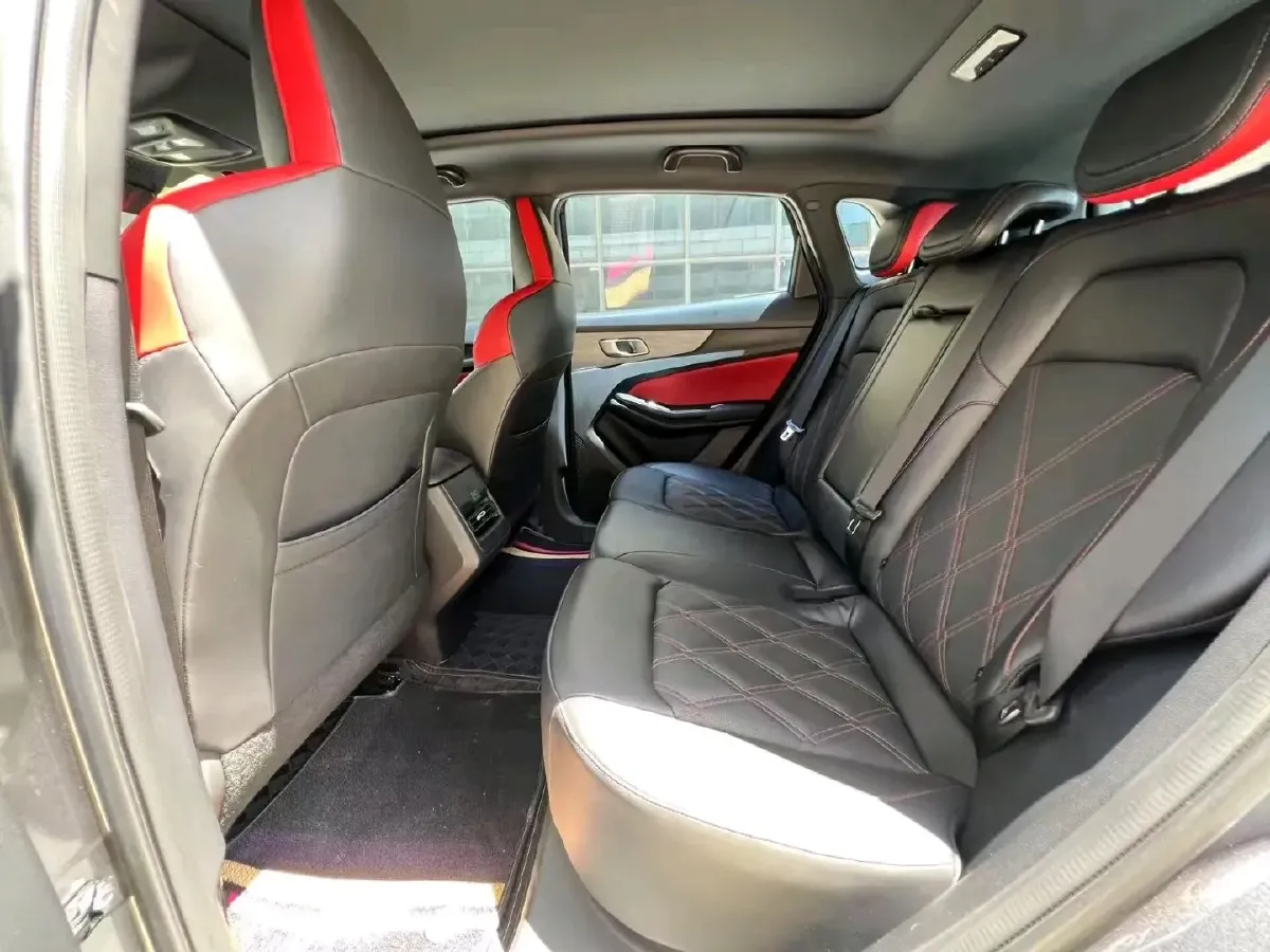 2024 ChangAn X7 PLUS 1.5T 188HP L4 7DCT,autocango,china used car exporter,china ev exporter,chinese used car exporter,chinese used ev exporter