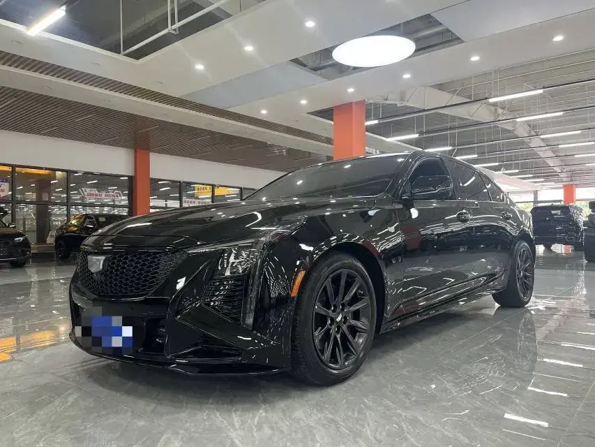 2024 Cadillac CT5 2.0T 237HP L4 10AT