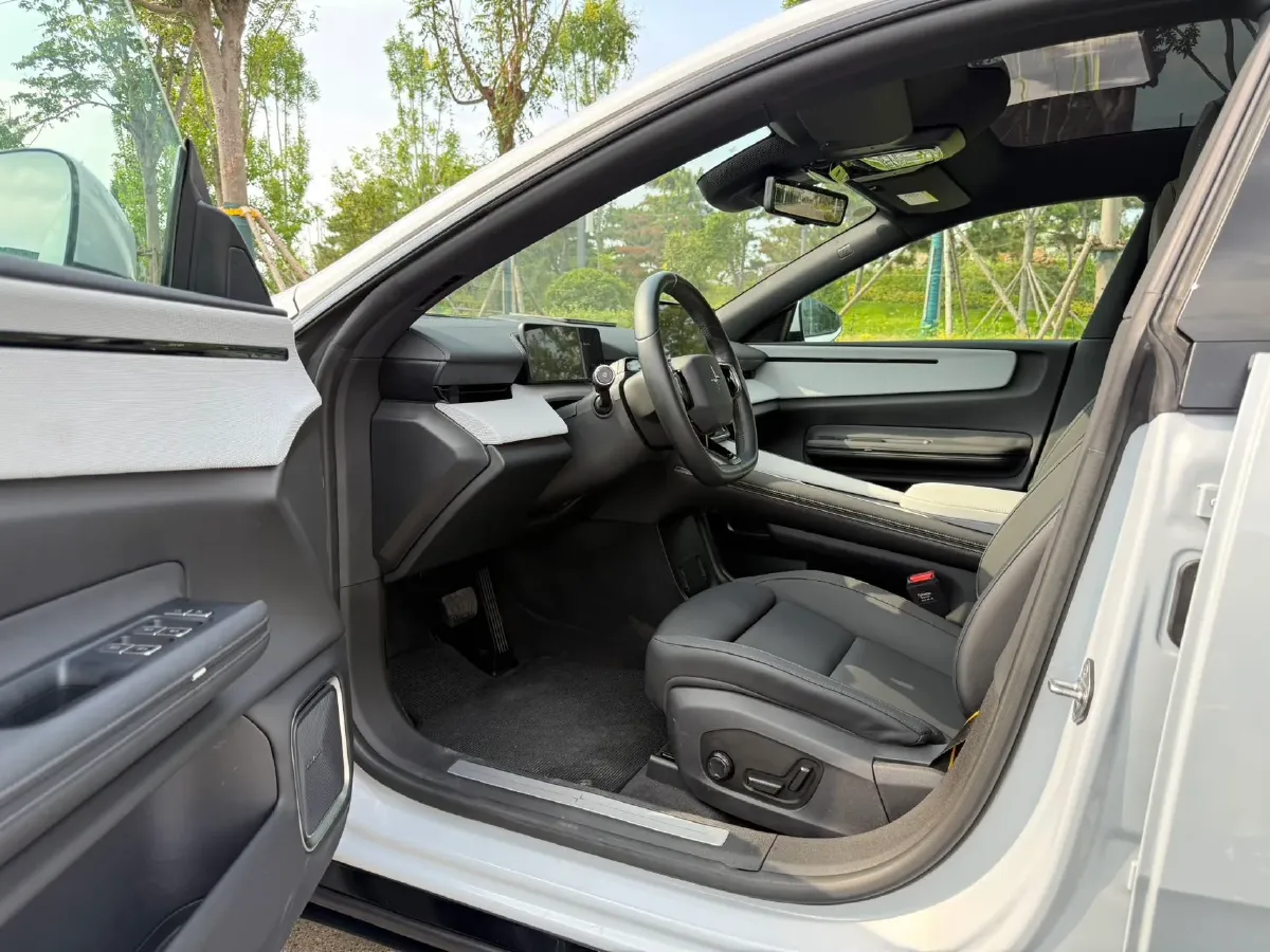 2024 Polestar 4 BEV 86KWH,autocango,china used car exporter,china ev exporter,chinese used car exporter,chinese used ev exporter