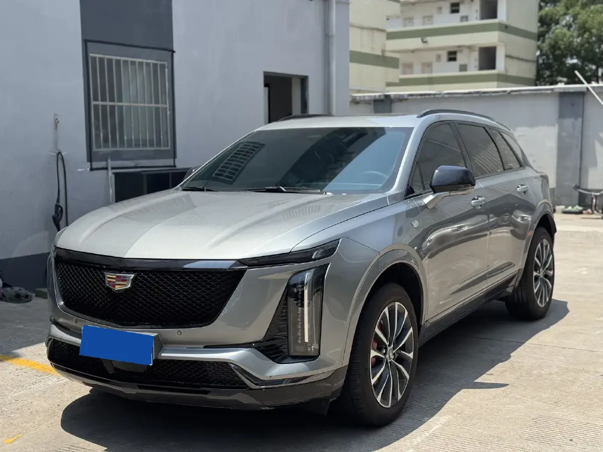 2024 Cadillac XT5 2.0T 237HP L4 9AT
