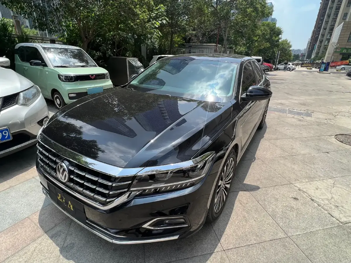2019 Volkswagen Passat 2.0T 186HP L4 7DCT