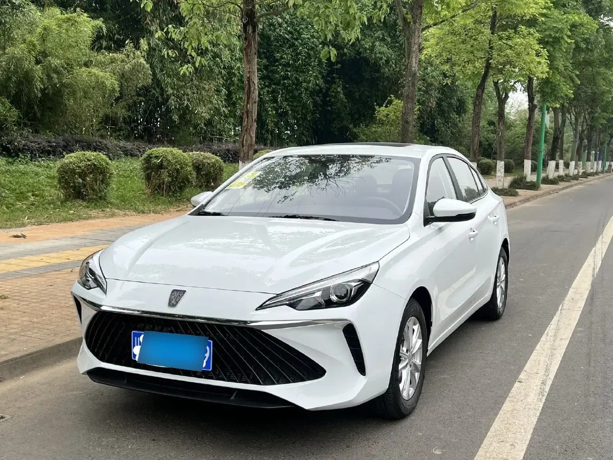 2023 Roewe i5 1.5L 129HP L4 CVT