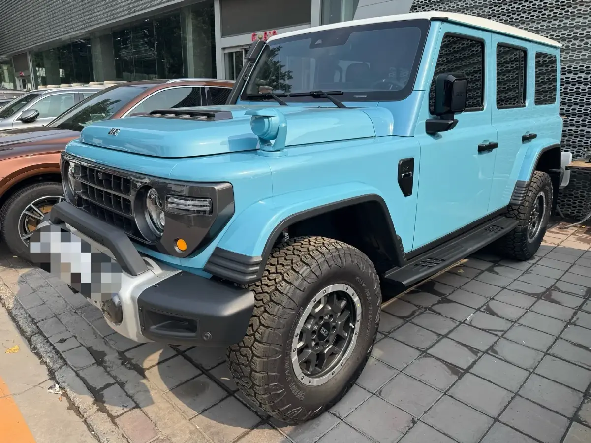 2025 212 212 T01 2.0T 252HP L4 8AT