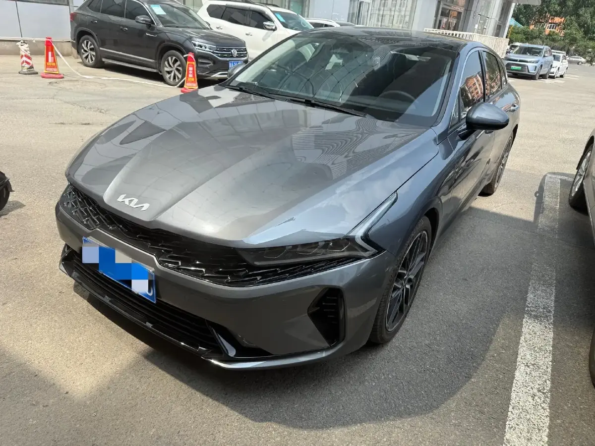 2021 Kia K5 2.0T 240HP L4 8AT